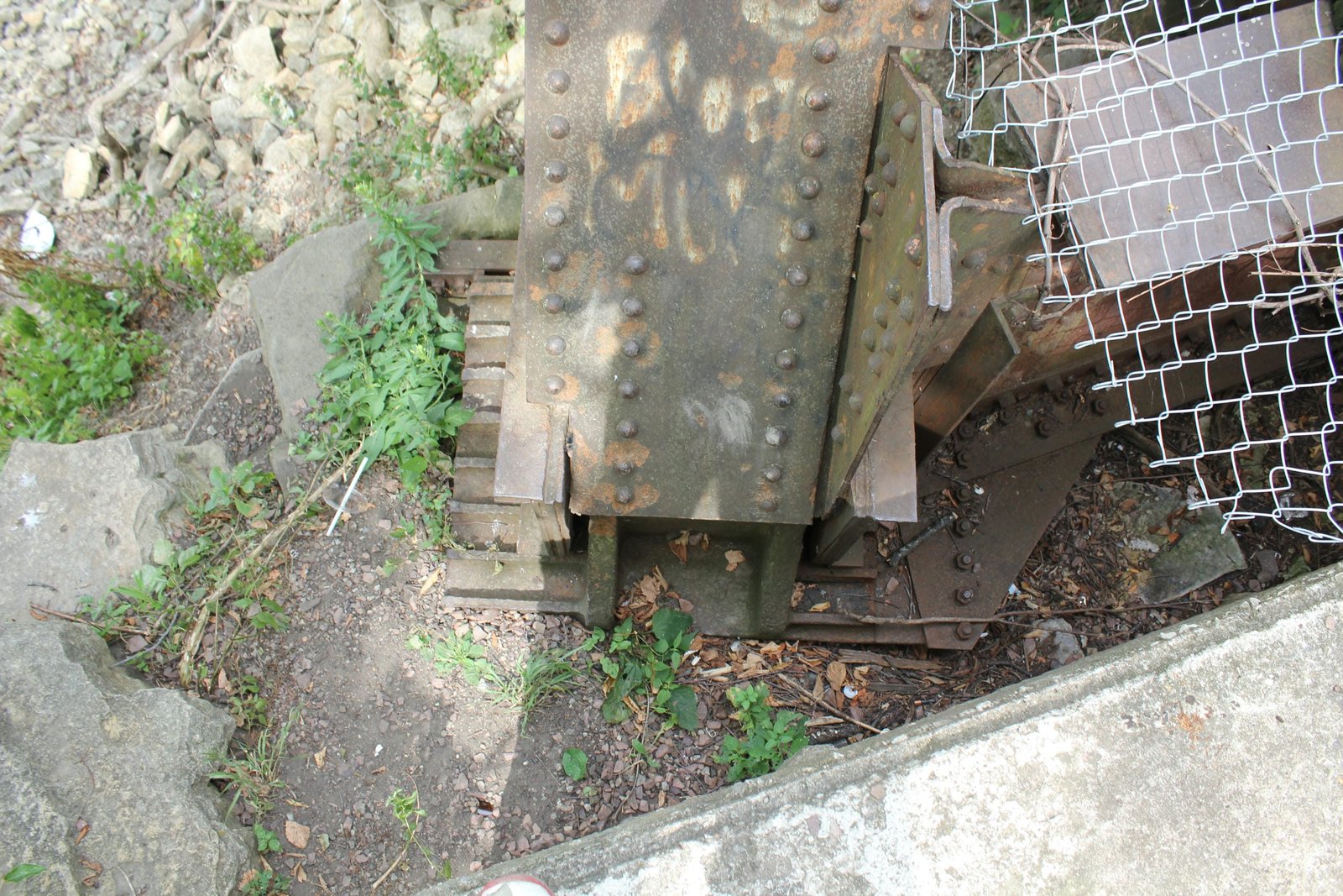 West abutment, north bearing block.  Note alterations to bottom of endpost.